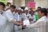 सूरत : हाई-टेंशन बिजली लाइनों से किसानों को हो रहे नुकसान पर राष्ट्रीय नीति बनाने की मांग