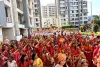 सूरत : श्री राधा-कृष्ण मंदिर प्राण प्रतिष्ठा महोत्सव के तहत निकली भव्य तुलसी यात्रा