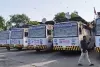 गांधीनगर : गुजरात में स्कूल प्रवेश महोत्सव की शुरुआत, स्कूल ऑन व्हील्स बसों का लोकार्पण