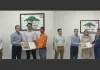 वडोदरा : सुरक्षित ट्रेन परिचालन में उत्कृष्ट कार्य हेतु वडोदरा मंडल के 41 रेल कर्मी सम्मानित