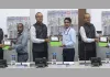 वडोदरा  : सजगता से संभावित रेल‌ दुर्घटना टालने के लिए वडोदरा मंडल में कार्यरत 3 कर्मचारी महाप्रबंधक द्वारा संरक्षा पुरस्कार से सम्मानित