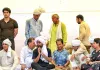 प्रधान के इस्तीफे की मांग करते हुए भूख हड़ताल पर बैठे वांगचुक