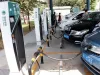 सूरत : शहर में 25 जगहों पर नगर पालिका ने शुरू किया इलेक्ट्रिक कार चार्जिंग स्टेशन