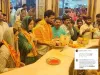 बी-टाउन : भारतीय परिवेश में परिवार के साथ सिद्धिविनायक मंदिर पंहुची कैटरिना, सोशल मीडिया पर जमकर हो रही है तारीफ