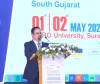 सूरत : वाइब्रेंट गुजरात रीजनल कॉन्फ्रेंस में आर्सेलरमित्तल निप्पॉन स्टील इंडिया के मुख्य कार्यकारी अधिकारी, दिलीप ऊम्मेन का संबोधन 