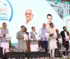 सूरत में वाइब्रेंट गुजरात कॉन्फ्रेंस का समापन, ₹3.53 लाख करोड़ के 2,792 MoU साइन