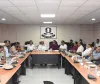 सूरत : बाढ़ जैसे हालात पर मंत्री कनुभाई देसाई की समीक्षा बैठक, तत्काल सर्वे और राहत सहायता के निर्देश