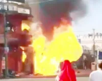 दिल्ली : लाल किले के पास खड़ी कार में विस्फोट; आठ लोगों की मौत, 24 अन्य घायल