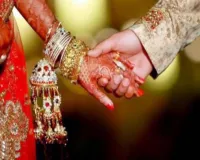 अजीबोगरीब : राजस्थान में होली की अजब परंपरा, त्यौहार से दो दिन पहले कराई जाती हैं दो लड़कों की शादी