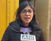 दिल्ली महिला आयोग की प्रमुख को नशे में धुत्त कार ड्राईवर ने 15 मीटर तक घसीटा