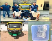 अहमदाबाद : रिक्शा में यात्रियों का सामान चुराने वाला गिरोह पकड़ा गया