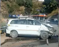 हिमाचल प्रदेश में सड़क हादसे में पांच राहगीरों की मौत हो गई