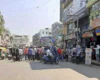 सूरत :  मेट्रो संचालन के चलते महिधरपुरा टावर रोड बंद होने से जाम की समस्या और बढ़ गई