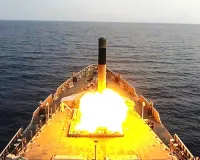 नौसेना ने पहली बार गाइडेड डिस्ट्रॉयर 'मोरमुगाओ' से दागी ब्रह्मोस मिसाइल