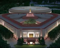 जिस मंदिर को कभी औरंगजेब ने तोड़ा, पीएम मोदी ने हूबहू उसे लोकतंत्र का मंदिर बना दिया!