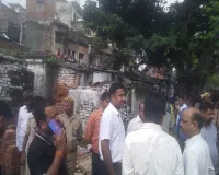 लखनऊ में जर्जर मकान की छत गिरने से पांच की मौत, मुख्यमंत्री योगी ने जताया शोक