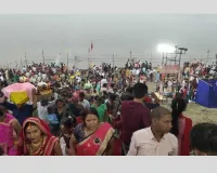 सूरत :  बिहार विकास परिषद ने ताप्ती नदी तट पर मनाया छठ महापर्व