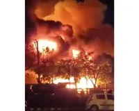 जामनगर: रिलायंस मॉल में आग पर 7 घंटे बाद काबू पाया गया, 30 दमकलों ने बुझाई आग