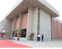 अहमदाबाद :  मुख्यमंत्री भूपेंद्र पटेल ने शेला में 42 करोड़ रुपए की लागत से निर्मित ऑडिटोरियम का लोकार्पण किया