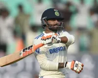 राजकोट टेस्ट : भारत ने पहले दिन 5 विकेट पर 326 रन बनाए, रोहित-जडेजा का शतक