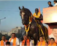 सूरत : शिवाजी महाराज की 394वीं जयंती समारोह, स्मारक पर पुष्पांजलि के साथ ‘जय श्री राम’ के नारे