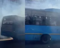 सूरत :  यात्रियों से भरी सिटी बस के साइलेंसर में आग लग गई, यात्रियों को बचाया गया