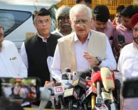 कांग्रेस ने चुनाव आयोग से की प्रधानमंत्री मोदी की शिकायत
