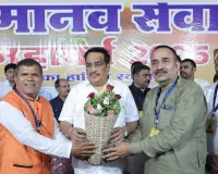 सूरत : छठ पूजा में शामिल होकर केंद्रीय मंत्री सी.आर.पाटिल ने जताया एनडीए की जीत पर भरोसा