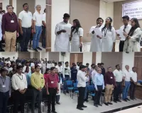 सूरत : सार्वजनिक यूनिवर्सिटी ने NSS के नेतृत्व में समूहगान के साथ वंदे मातरम के 150 वर्ष उत्साहपूर्वक मनाए