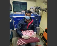 राजकोट : जसदण में काँटेदार झाड़ियों में मिला नवजात, 108 टीम और स्वास्थ्य विभाग ने बचाई जान