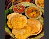 सूरत : अमावस्या पर बैटर टुमारो फाउंडेशन की आहार सेवा: स्लम विस्तार और श्री श्याम मंदिर में वितरित हुआ पौष्टिक भोजन