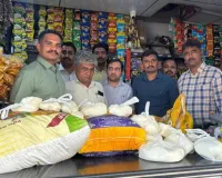 सूरत : पूनागाम और वराछा की दो डेयरियों से 143 किलो संदिग्ध मक्खन ज़ब्त, सैंपल लैब भेजे गए