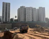 सूरत : भीमराड में कंस्ट्रक्शन साइट पर मिट्टी धंसी, दो रेजिडेंशियल टावर खाली कराए गए
