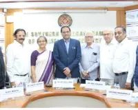 सूरत : व्यापारिक विवादों के निपटारे के लिए 'मीडिएशन' संजीवनी; चैंबर ऑफ कॉमर्स ने आयोजित किया जागरूकता सत्र