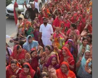 सूरत : श्रीमद् भागवत सप्ताह से पूर्व भव्य कलश यात्रा, भक्तिमय हुआ क्षेत्र