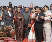 सूरत : चैंबर द्वारा 'ग्लोबल विलेज' और 'फूड एक्सपो' का आगाज़, अनारबेन पटेल ने महिला उद्यमियों को सराहा