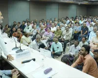 सूरत : चैंबर ऑफ कॉमर्स द्वारा ‘जीवन गणित उत्सव’ में ‘कर्म का गणित’ पर अनोखा कार्यक्रम आयोजित