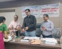 सूरत : नवसारी एग्रीकल्चरल यूनिवर्सिटी के वीसी डॉ. टी.आर. अहलावत ने सूरत के कृषि विज्ञान केंद्र में साइंटिफिक एडवाइजरी कमेटी बैठक की अध्यक्षता की