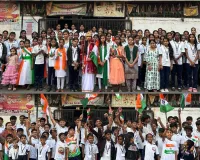 सूरत : श्री कृष्णाराज विद्यालय में 77वां गणतंत्र दिवस हर्षोल्लास और राष्ट्रभक्ति के साथ मनाया गया