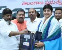 डिजिटल गवर्नेंस में नई पहल: IAS हरि चंदना को व्हाट्सऐप आधारित शिकायत प्रणाली के लिए सम्मान