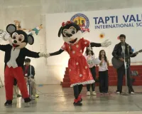 ताप्ती वैली इंटरनेशनल स्कूल ने कार्निवल के साथ किया नववर्ष का स्वागत