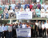 सूरत : चैंबर ऑफ कॉमर्स का इंडस्ट्रियल टूर; आधुनिक मशीनरी और 3D टेक्नोलॉजी की बारीकियों को समझा