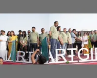 सूरत : भारतीय जैन संगठन की गर्ल्स हाफ मैराथन में उमड़ा जोश, 5,000 से अधिक बालिकाओं ने लगाई दौड़