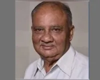 सूरत : छोटे व्यापारियों को राहत देने की मांग तेज, बिज़नेस टैक्स और बढ़ी फीस पर उठी आवाज