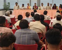 सूरत : एसएमए बैठक में टेक्सटाइल उद्योग में एआई के उपयोग पर जोर