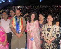 सूरत : बेटियों को जागरूक करने के लिए अनूठी पहल, विजय चौमाल ने क्षेत्र की युवतियों के साथ देखी 'केरल स्टोरी-2'