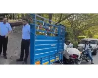 सूरत : बीआरटीएस कॉरिडोर में घुसी प्राइवेट गाड़ियों पर सख्ती, कमिश्नर एम. नागराजन ने मौके पर रोका ट्रैफिक