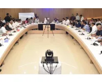 सूरत : दक्षिण गुजरात की इंडस्ट्री पर खाड़ी संकट का असर, चैंबर ने सरकार से तुरंत राहत की मांग की