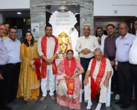 सूरत : अग्रवाल हेल्थ सेंटर में सर्वाइकल वैक्सीन कैंप, जन्मदिन सेवा कार्य में बदला