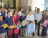 सूरत : परमार्थ फाउंडेशन की कोमलबेन बचकानीवाला ने मरीज़ों की सेवा कर मनाया जन्मदिन